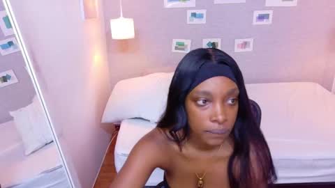 Catalina online show from 10/31/25, 06:20