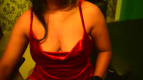 shanaya indian online show from 11/23/25, 02:17