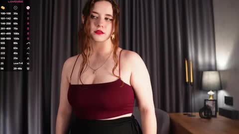 Maya3 online show from 10/31/25, 11:44