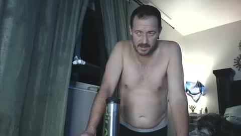 Snapshot of shane_and_shiloh chatting on 10/09/25, 05:05 Shane Shiloh online show from 10/09/25, 05:05