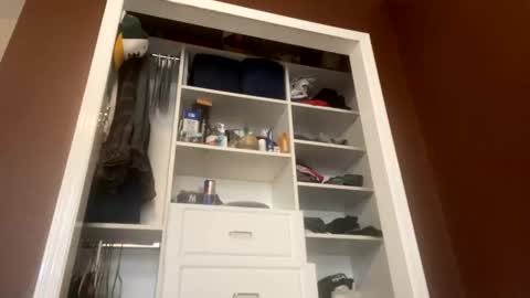 Snapshot of shaneconn1509 chatting on 01/14/25, 04:50 ShaneConn online show from 01/14/25, 04:50