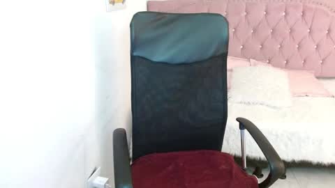 shanelle online show from 12/28/24, 04:51