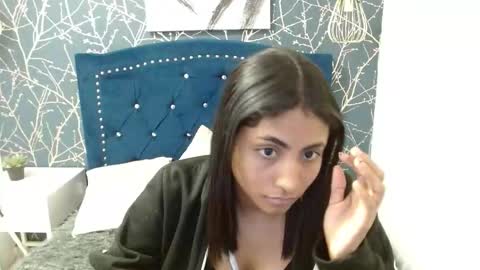 shanelle online show from 10/11/25, 03:21