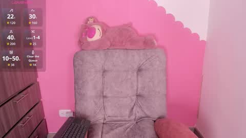 Emily online show from 11/17/25, 10:04