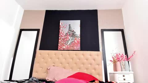 S H A N E L L E   online show from 02/19/25, 08:20