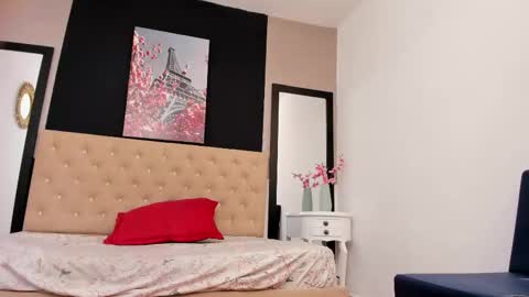 S H A N E L L E   online show from 03/05/25, 02:23