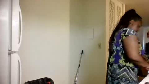 Snapshot of shanelllovings chatting on 07/17/26, 06:35 shanelllovings online show from 07/17/26, 06:35