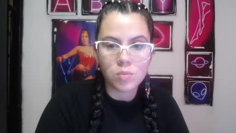 Shanell Moore online show from 12/11/24, 04:31