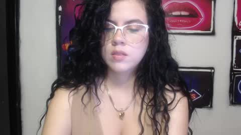 Shanell Moore online show from 12/17/24, 11:28