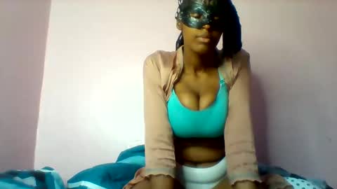Snapshot of shanizzz chatting on 02/14/26, 06:37 shanizz online show from 02/14/26, 06:37