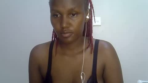 Snapshot of shanizzz chatting on 05/08/26, 02:50 shanizz online show from 05/08/26, 02:50