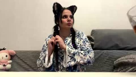 Snapshot of shannadirusso chatting on 06/24/26, 07:29 Helen online show from 06/24/26, 07:29