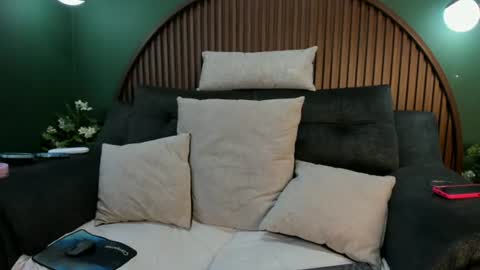 shannel__queen online show from 06/11/26, 07:56