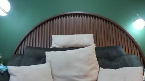 shannel__queen online show from 07/17/26, 08:24