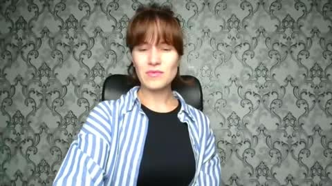 Snapshot of shannen_sweet chatting on 11/02/25, 06:10 Shannen online show from 11/02/25, 06:10