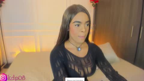 Snapshot of shannol_ryan chatting on 10/14/25, 02:34 Shannol online show from 10/14/25, 02:34