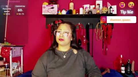 Snapshot of shannon_queen_ chatting on 04/13/26, 03:23 Shannon online show from 04/13/26, 03:23