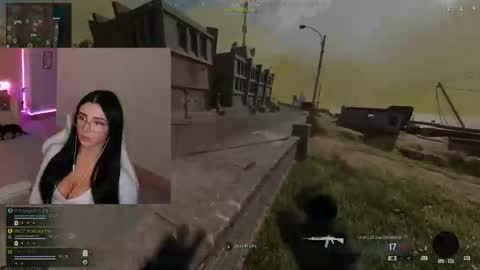 Snapshot of shannonblooms chatting on 10/15/25, 11:49 Shanmais online show from 10/15/25, 11:49