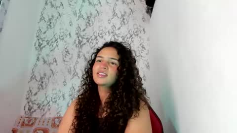 Snapshot of shanom01 chatting on 06/12/26, 01:32 shanom01 online show from 06/12/26, 01:32
