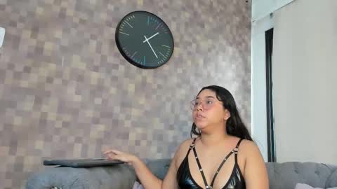 SHANON online show from 09/30/25, 12:21