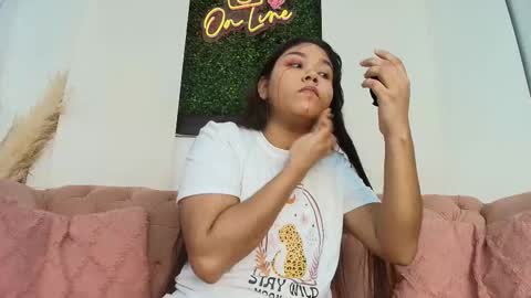 SHANON online show from 10/10/25, 12:15