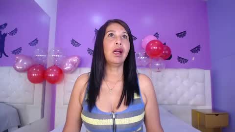  Shanon  online show from 02/18/25, 08:03