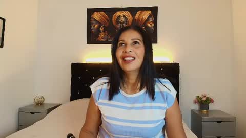  Shanon  online show from 06/24/26, 07:24