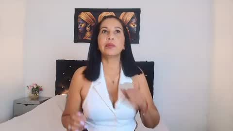  Shanon  online show from 07/21/26, 07:49