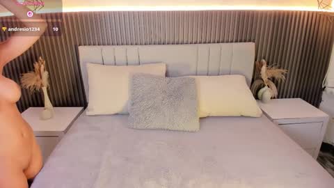 SHANON online show from 09/25/25, 07:28