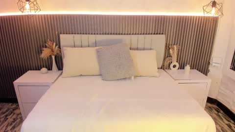 SHANON online show from 10/02/25, 07:10