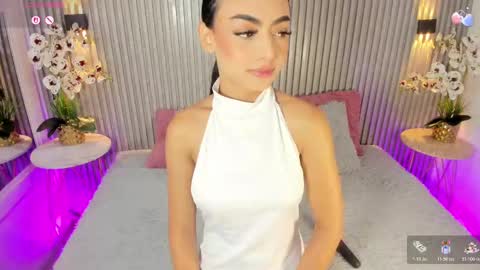 Snapshot of shanonclark chatting on 11/02/25, 11:12 SHANON online show from 11/02/25, 11:12