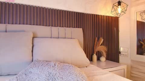 Snapshot of shanonclark chatting on 11/29/25, 06:11 SHANON online show from 11/29/25, 06:11