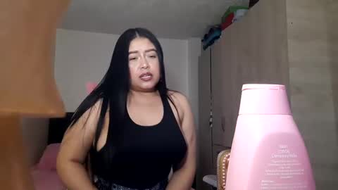 Snapshot of shanonn_diprima_ chatting on 02/16/25, 06:21 Cami Ortiz independent model online show from 02/16/25, 06:21