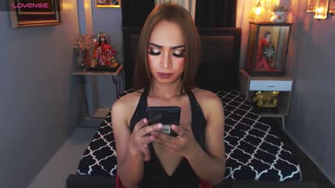 SHANTAL online show from 01/17/25, 06:33