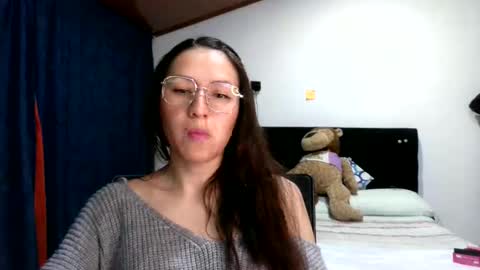 shantaldumont online show from 12/03/25, 04:20