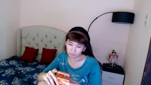 SHANTA FOX  s online show from 06/11/26, 05:16