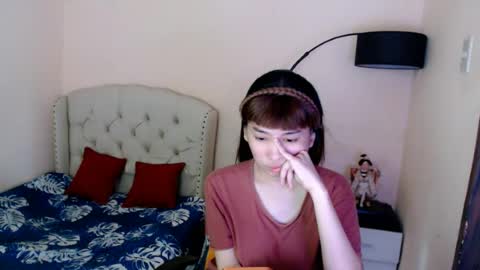 SHANTA FOX  s online show from 06/14/26, 11:51