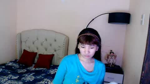 SHANTA FOX  s online show from 06/23/26, 11:47