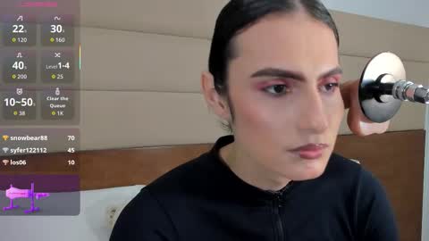  Shantall  online show from 11/12/25, 04:02