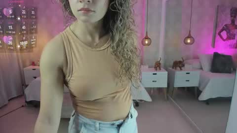 Shantal online show from 09/25/25, 10:52