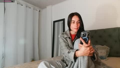 Snapshot of shantalxxx67 chatting on 03/28/26, 03:39 shantal online show from 03/28/26, 03:39