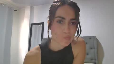 Snapshot of shantalxxx67 chatting on 04/06/26, 04:19 shantal online show from 04/06/26, 04:19