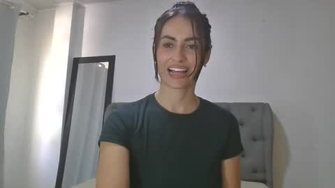 Snapshot of shantalxxx67 chatting on 04/09/26, 02:44 shantal online show from 04/09/26, 02:44