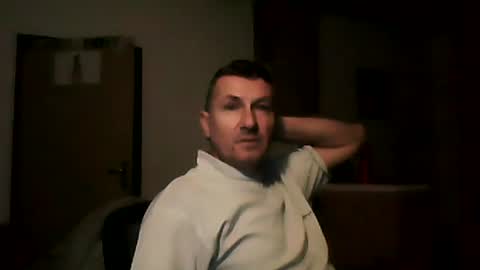 Snapshot of shaomy711 chatting on 01/06/25, 04:23 excelo21 online show from 01/06/25, 04:23