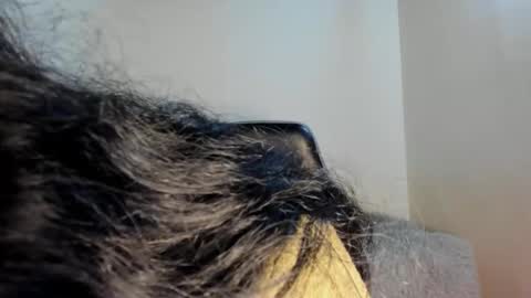 Sara online show from 10/10/25, 05:06