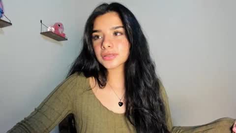 Sara online show from 11/08/25, 03:29