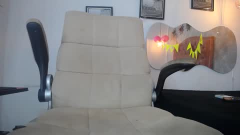 Snapshot of sharick_greco chatting on 09/26/25, 11:58 SHARICK online show from 09/26/25, 11:58