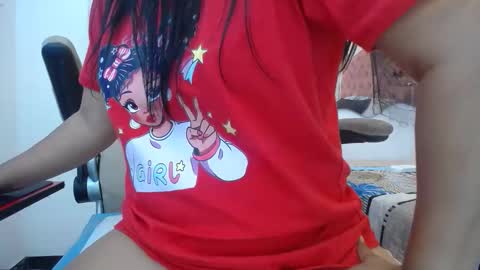 Snapshot of sharick_greco chatting on 10/21/25, 01:34 SHARICK online show from 10/21/25, 01:34