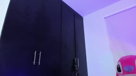 Sharick M online show from 10/22/25, 04:57