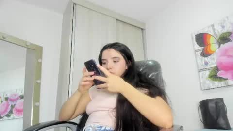Snapshot of sharit_xx chatting on 06/11/26, 09:13 sharit_xx online show from 06/11/26, 09:13